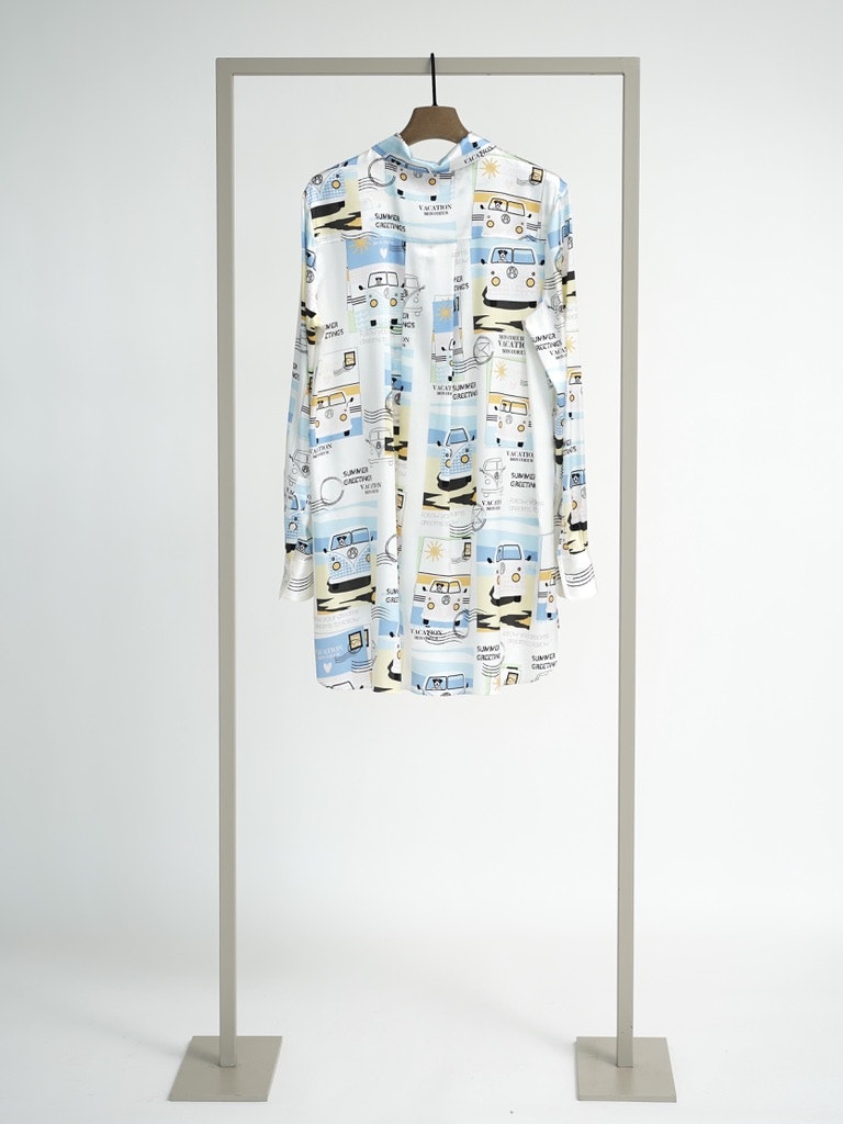 Seidenbluse mit Kragen