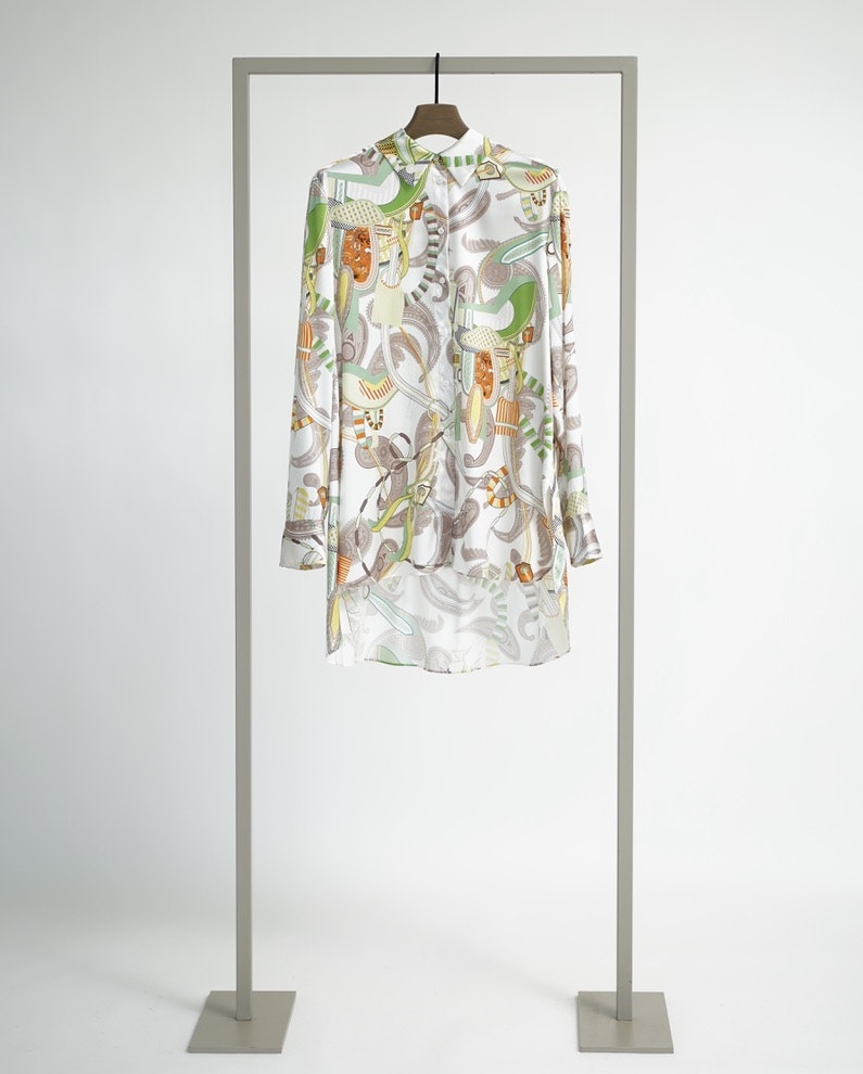 Seidenbluse mit Kragen