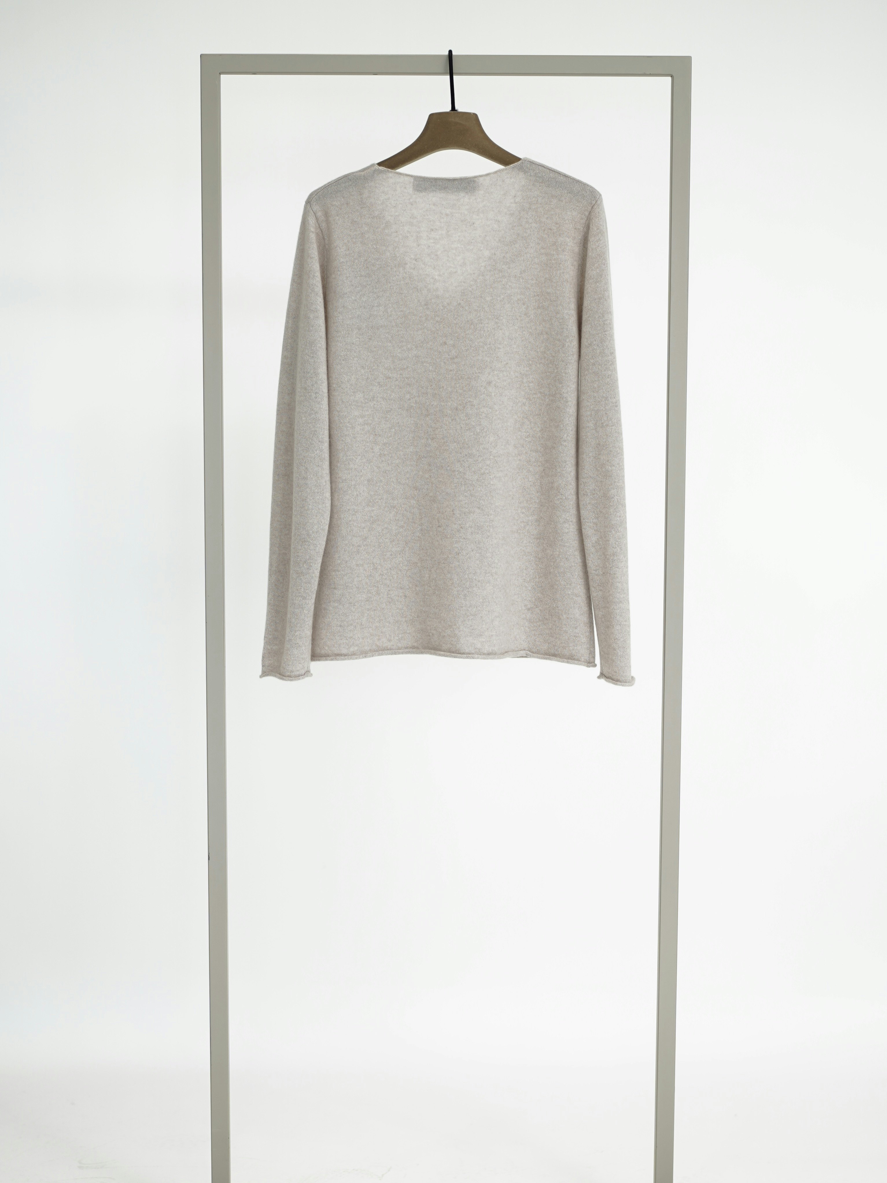 V-Neck Pullover