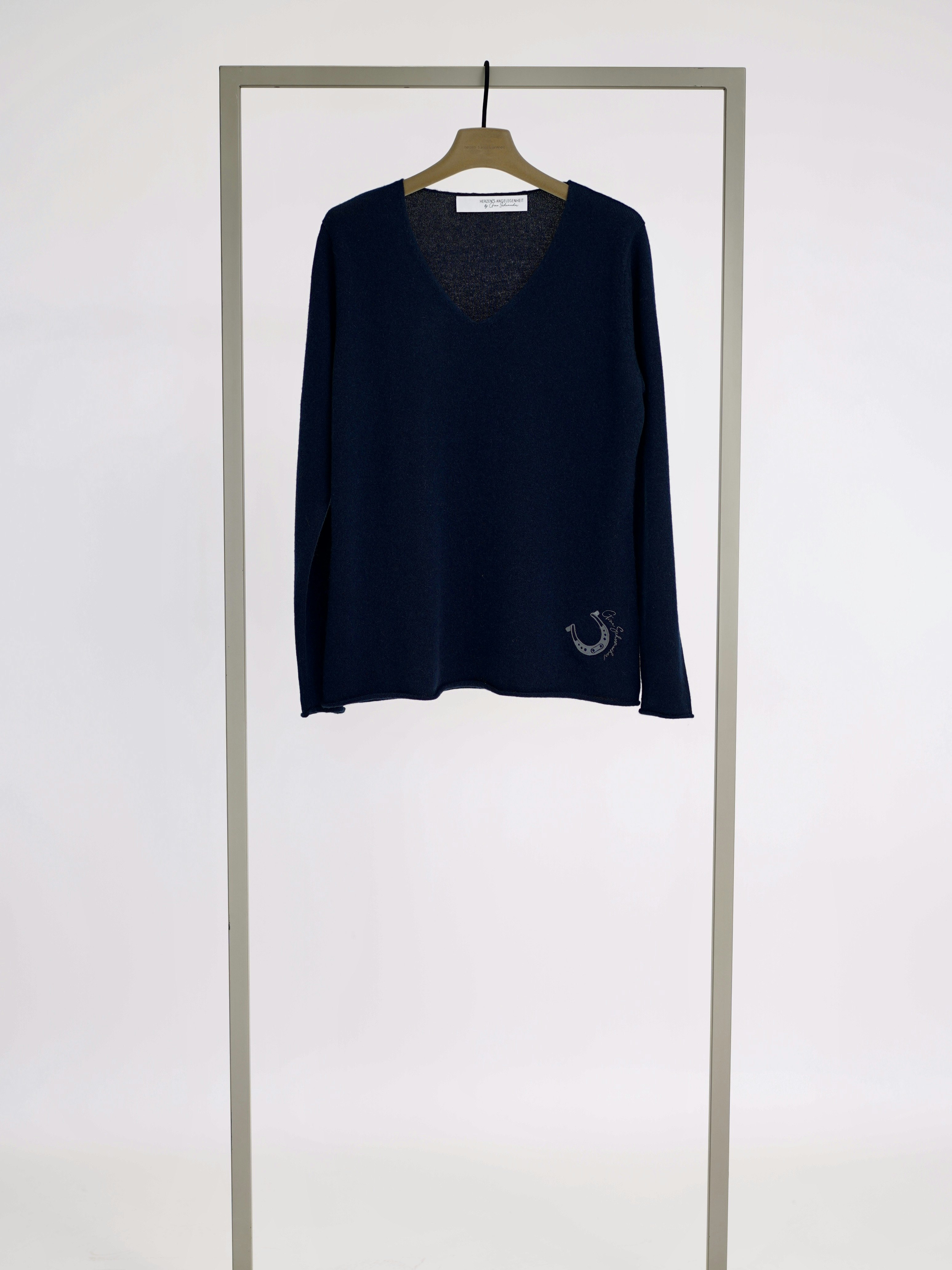 V-Neck Pullover
