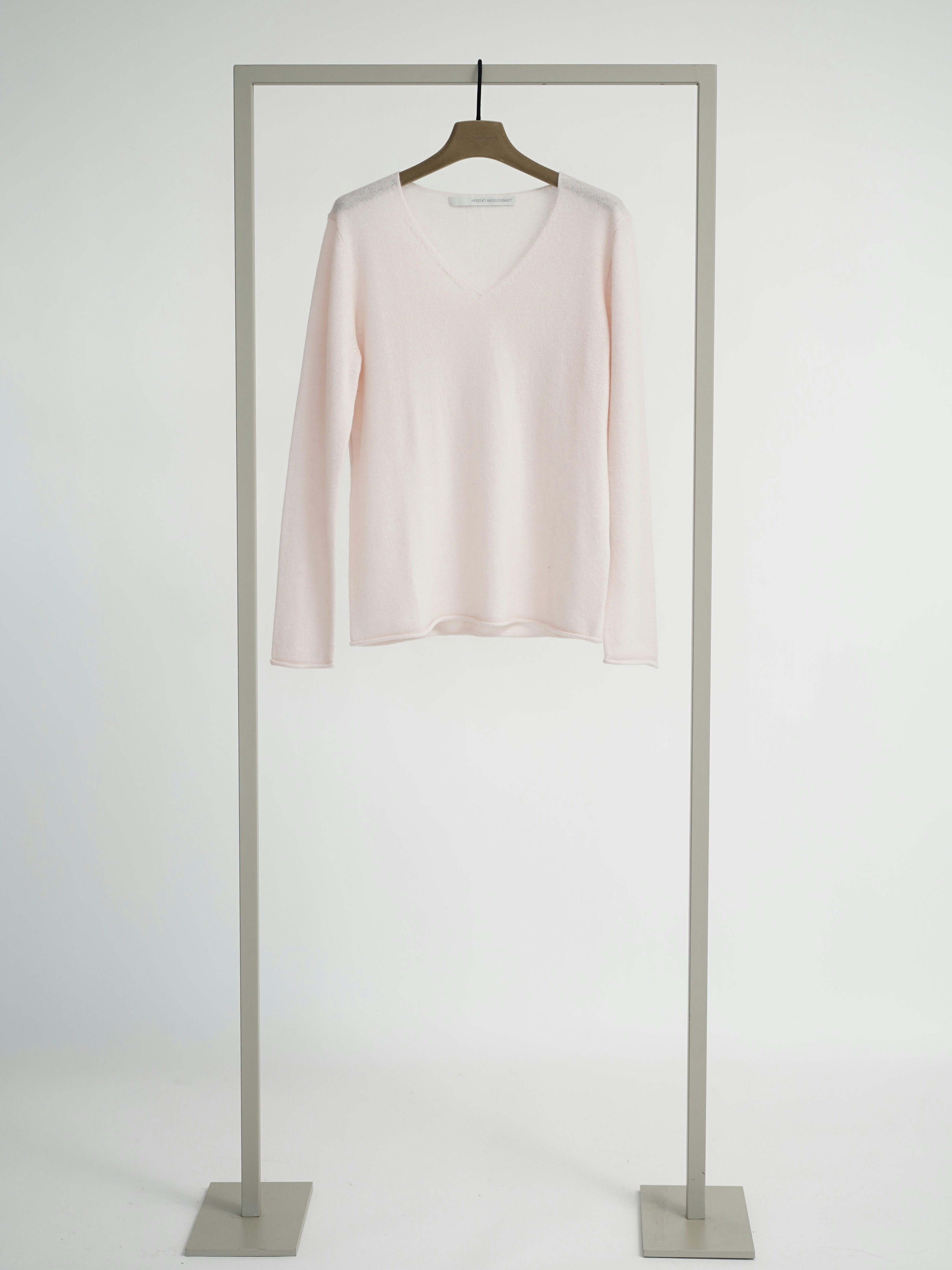 V-Neck Pullover