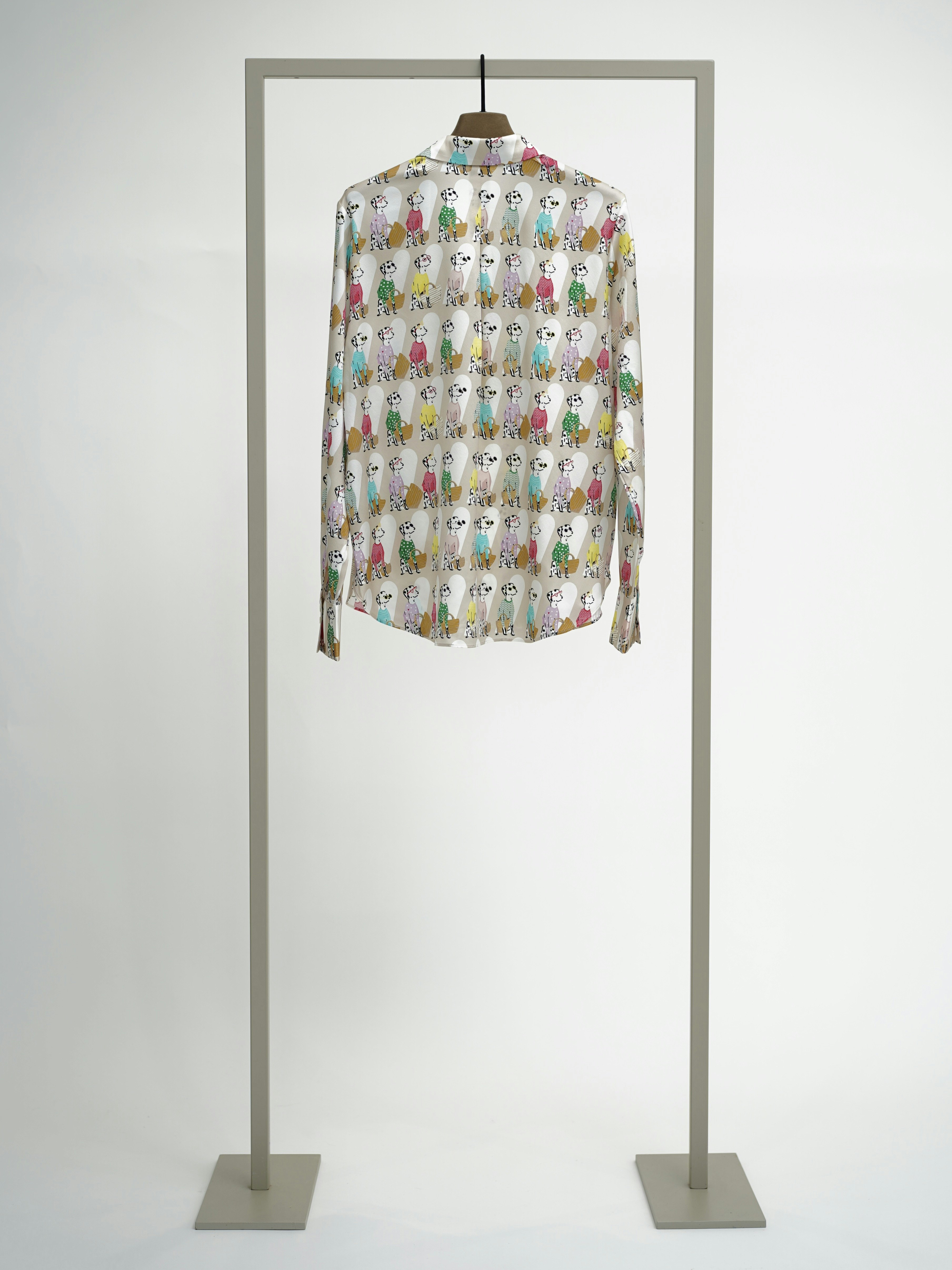 Seidenbluse mit Hemdkragen