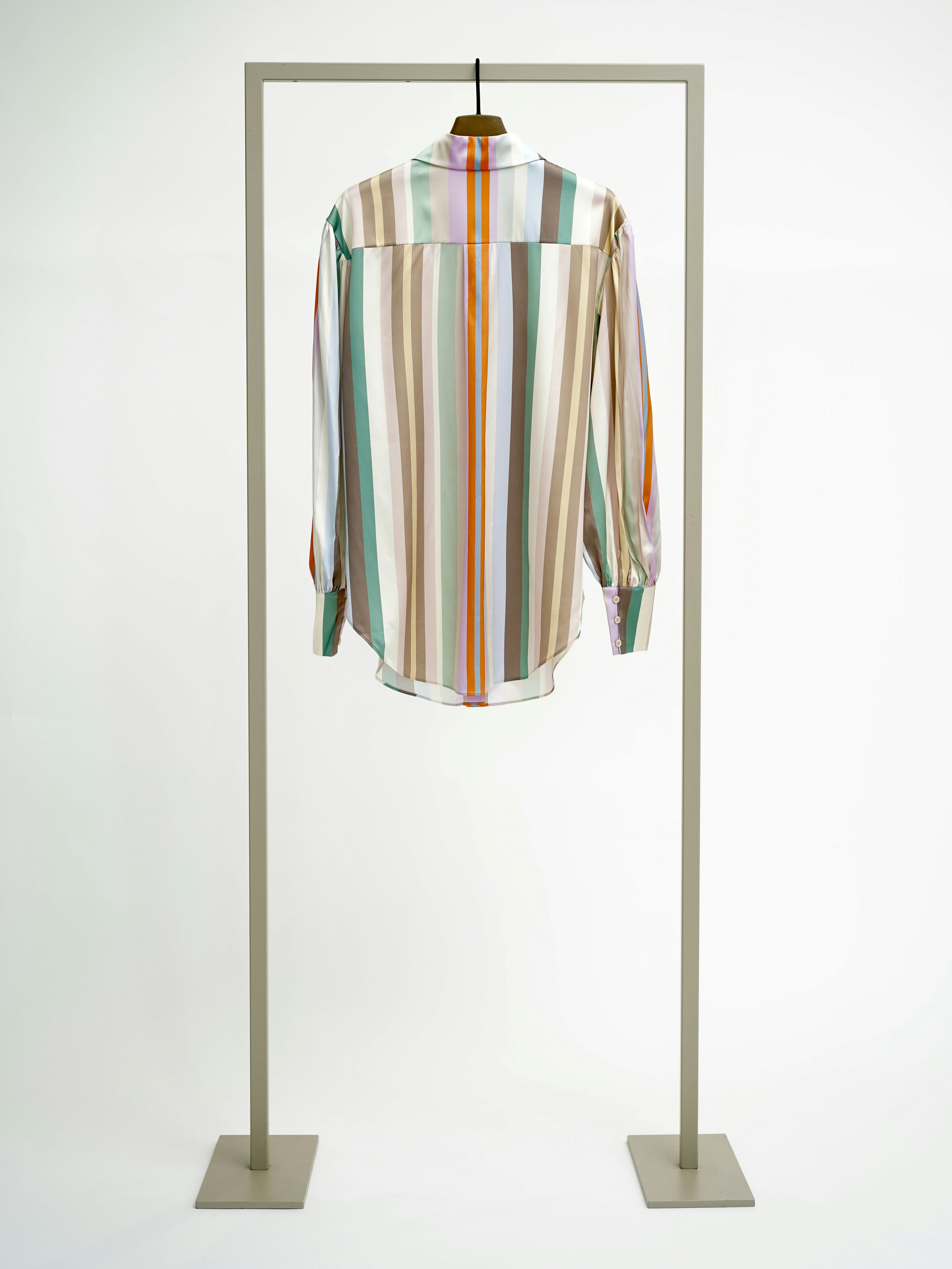 Seidenbluse mit Hemdkragen