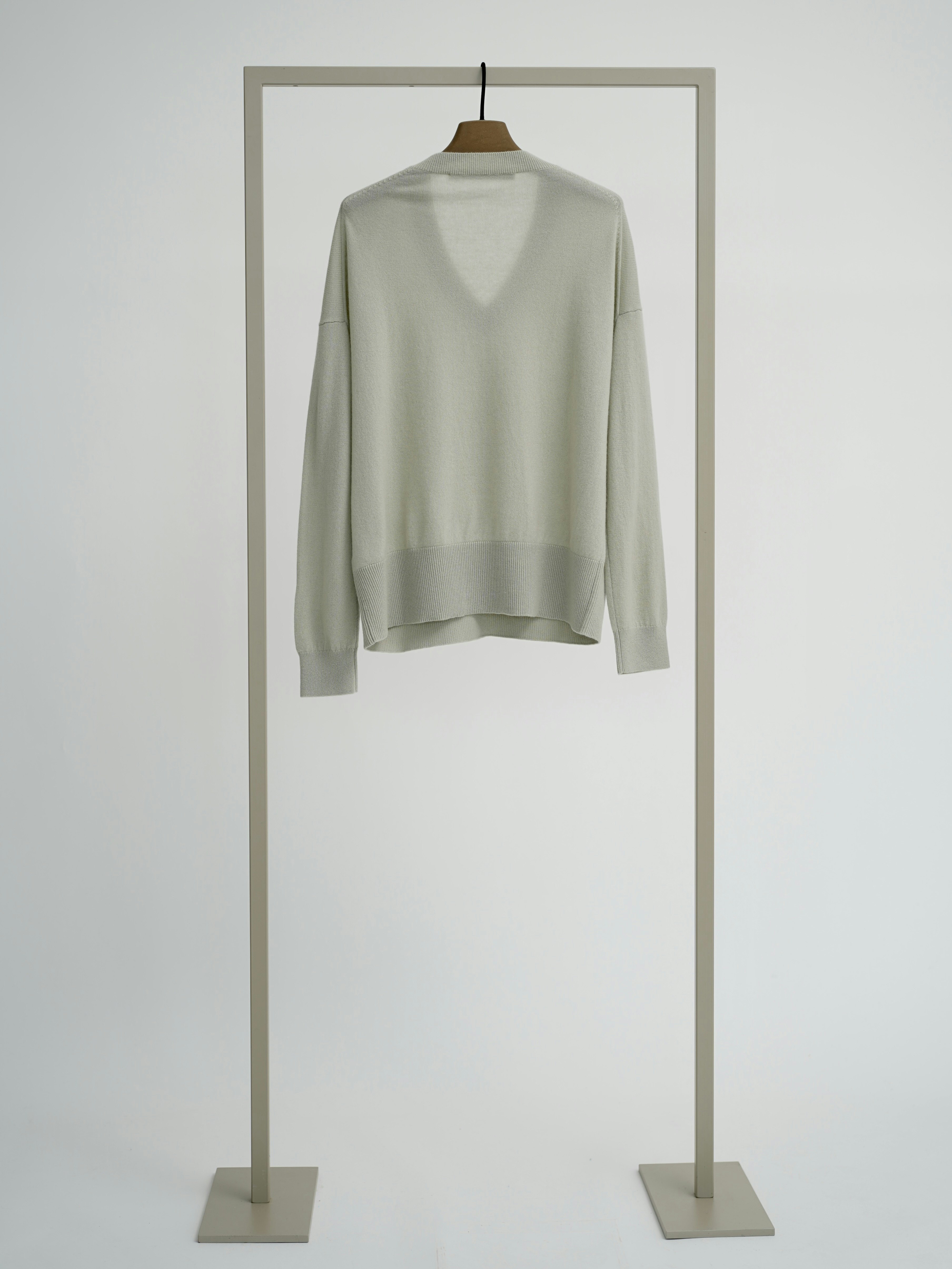 V-Neck Pullover