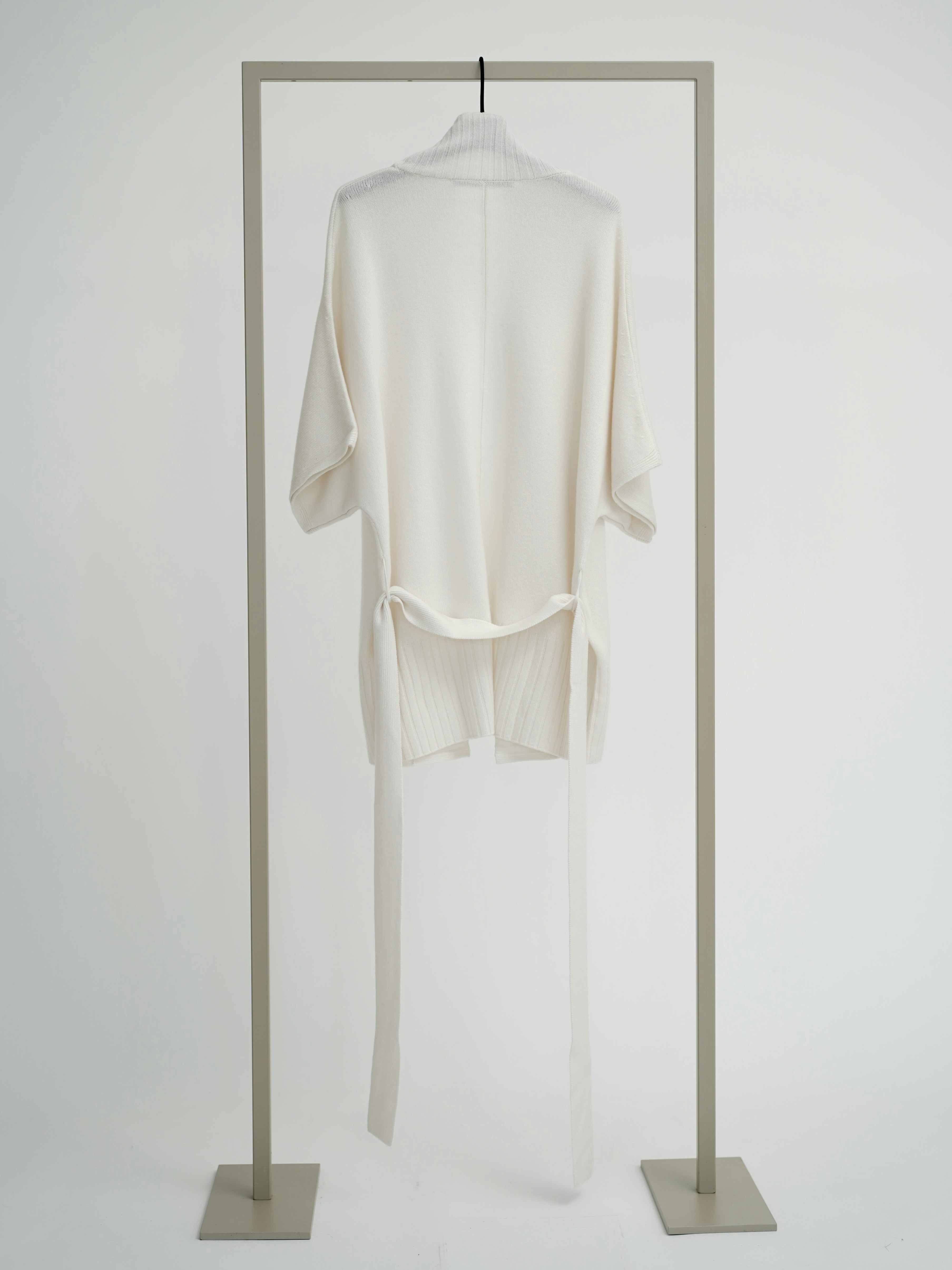 Short sleeve cardigan