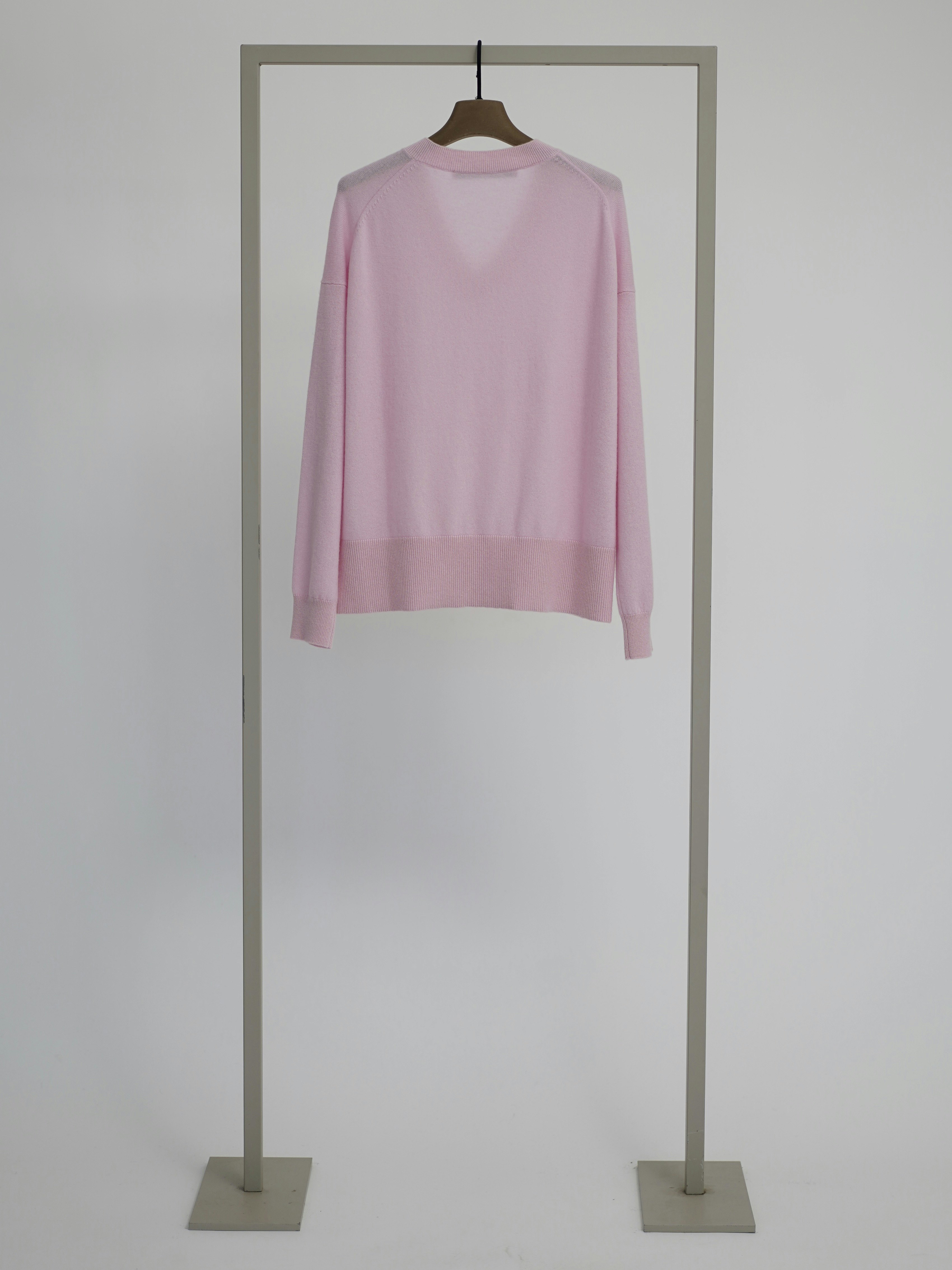 V-Neck Pullover
