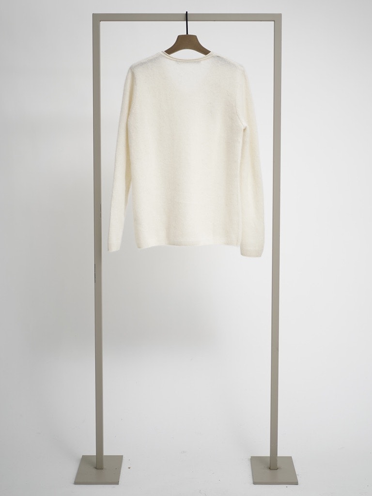 V-Neck Pullover