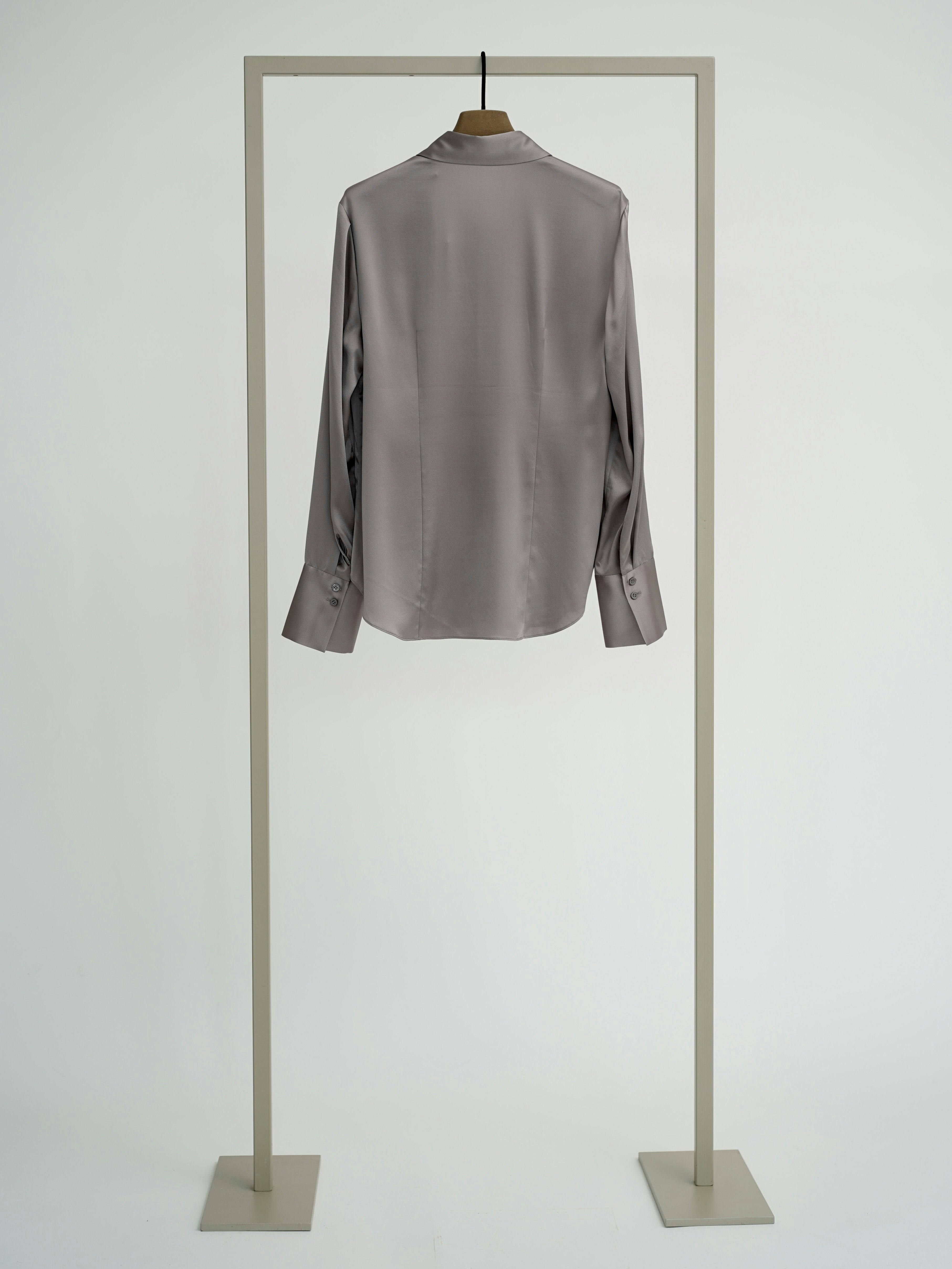 Hemdkragenbluse shaped